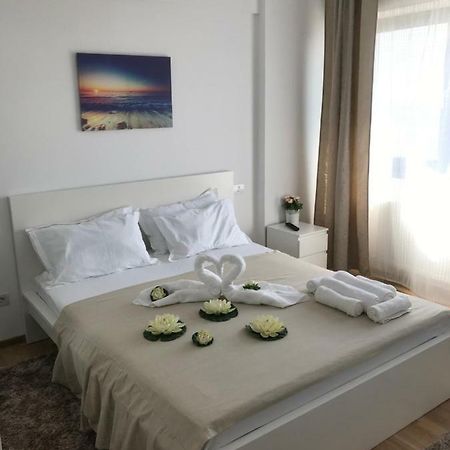Апартаменты Apartament Cristina Мамая Экстерьер фото
