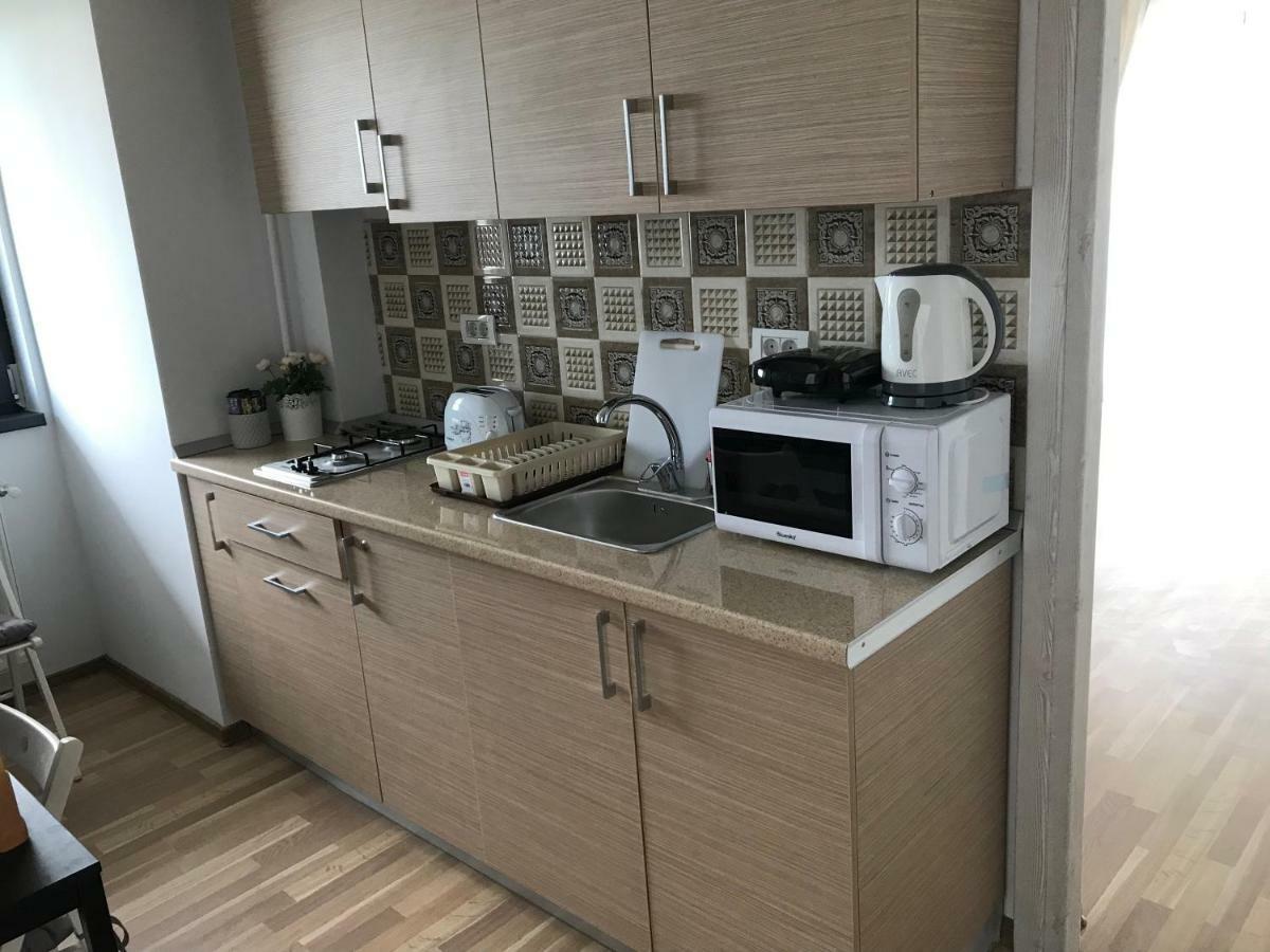 Апартаменты Apartament Cristina Мамая Экстерьер фото